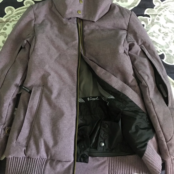 Lavender Cappel snowboarding jacket - Picture 4 of 4